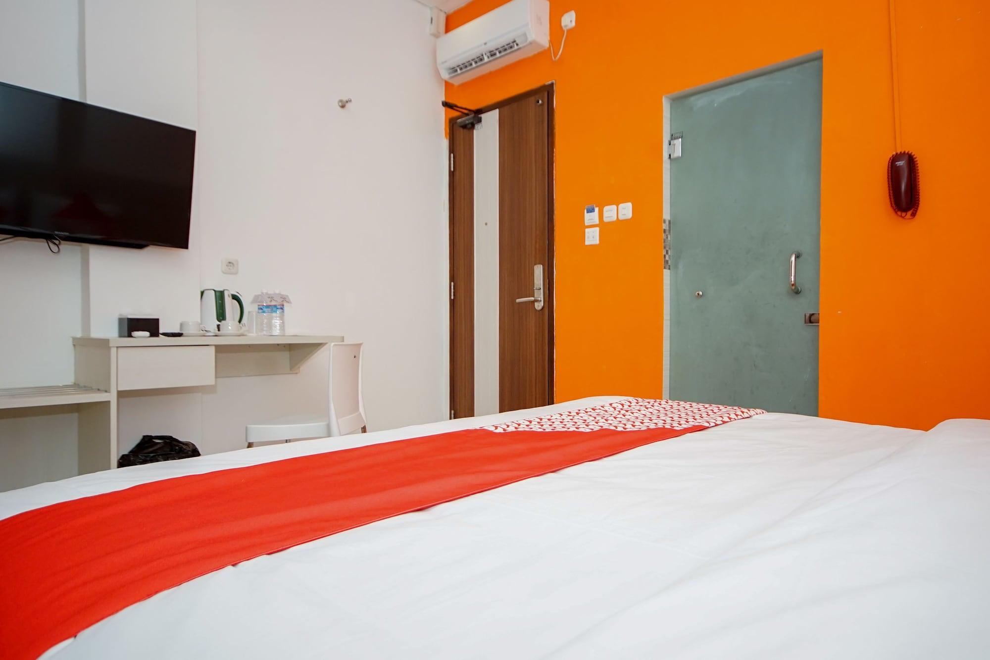 Oyo 344 Kr Hotel Παλεμπάνγκ Εξωτερικό φωτογραφία