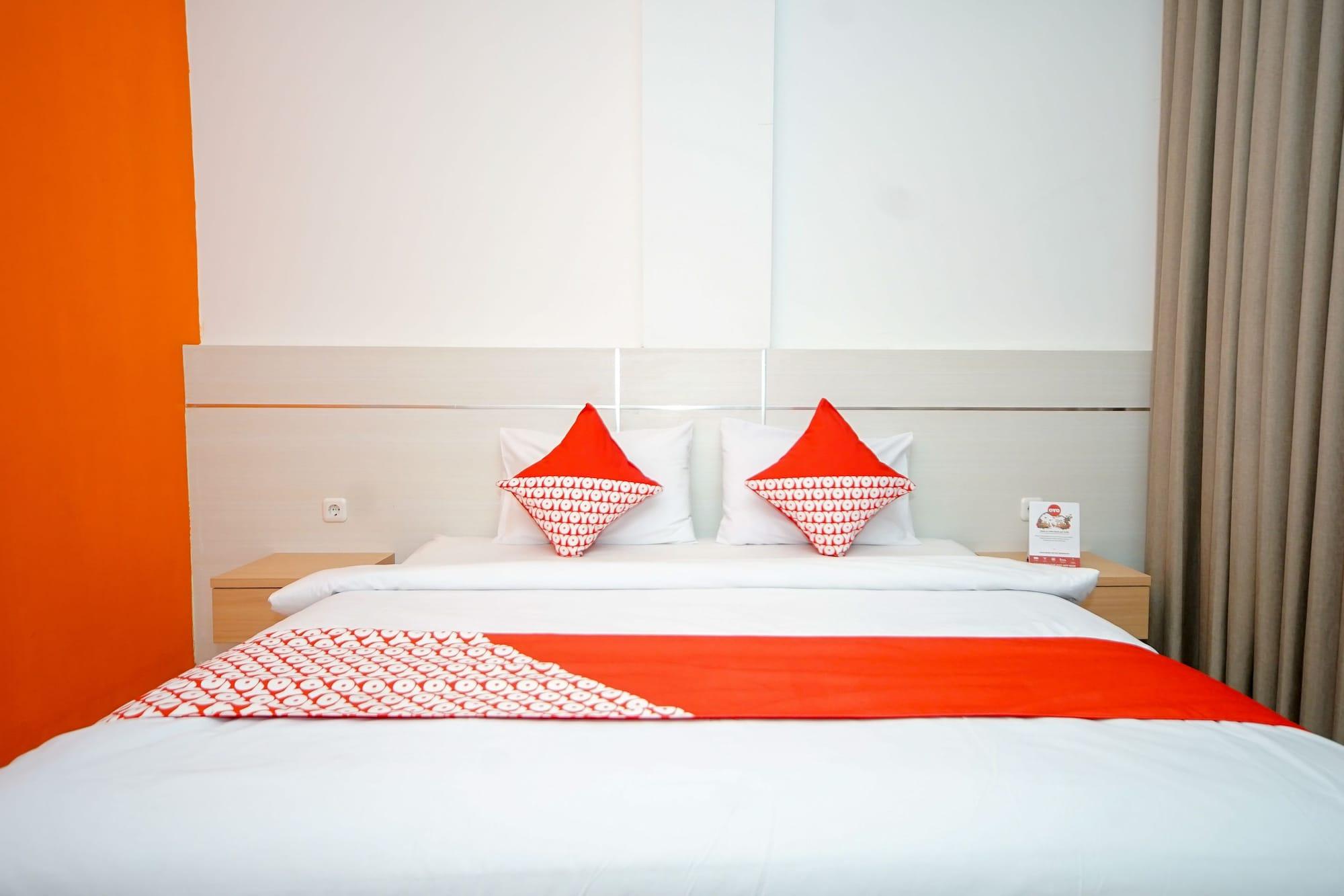 Oyo 344 Kr Hotel Παλεμπάνγκ Εξωτερικό φωτογραφία