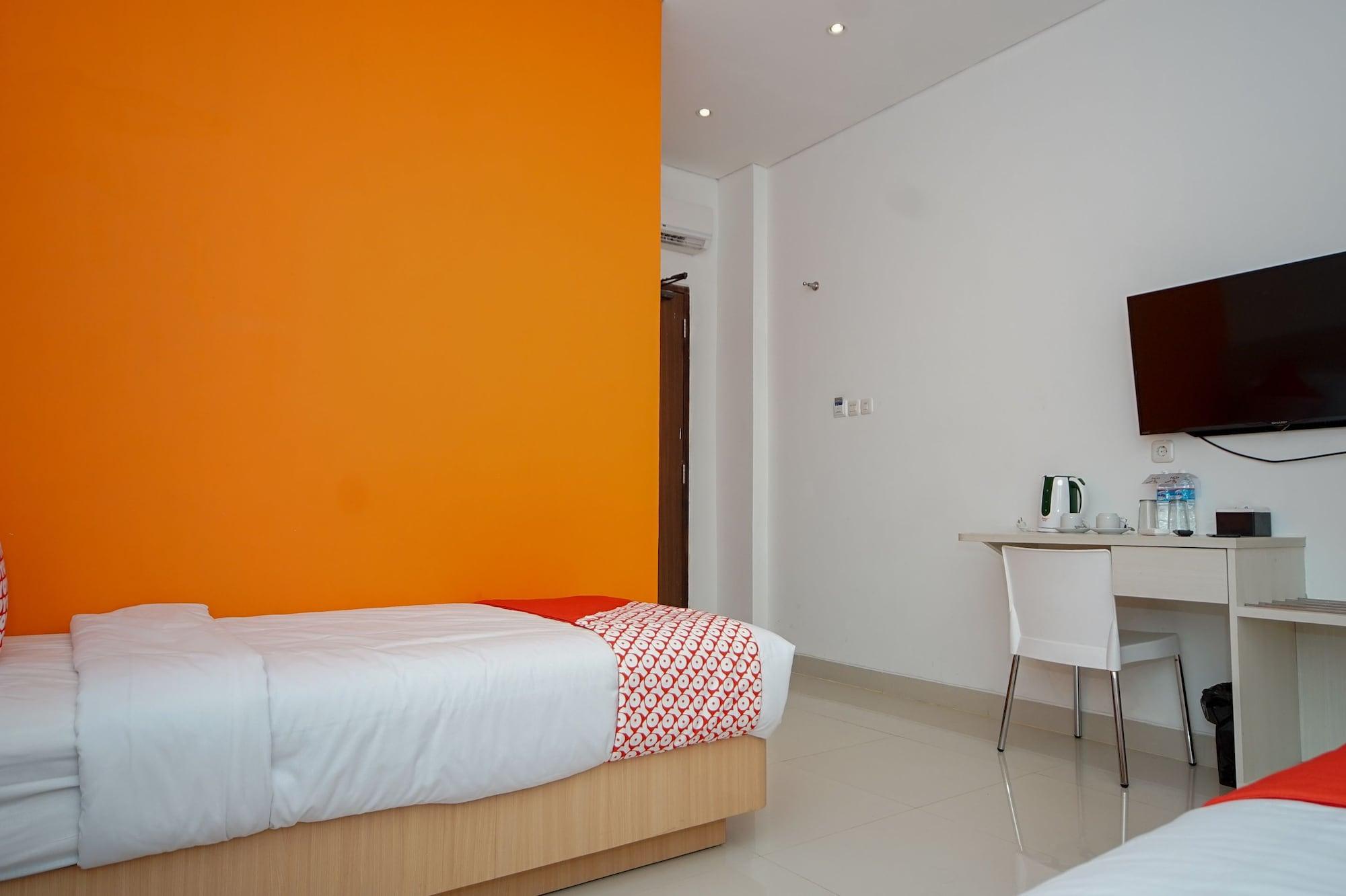 Oyo 344 Kr Hotel Παλεμπάνγκ Εξωτερικό φωτογραφία
