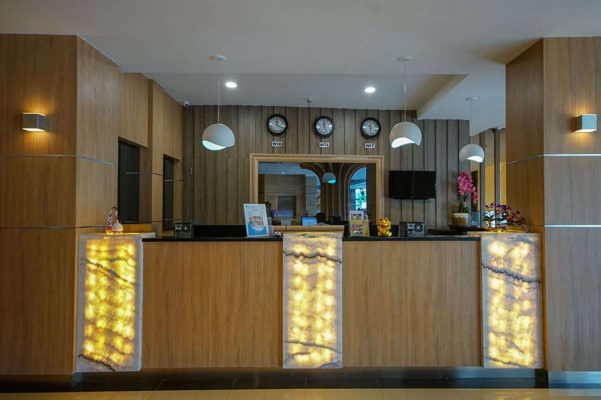 Oyo 344 Kr Hotel Παλεμπάνγκ Εξωτερικό φωτογραφία